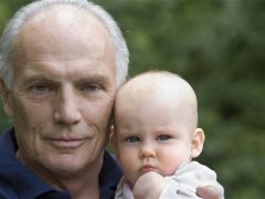 Riesgos de ser padre a los 45 Riesgos de ser padre a los 45